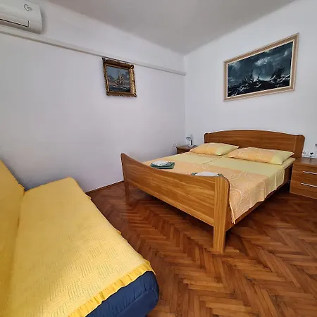 Fleger Obala Appartamento Punat