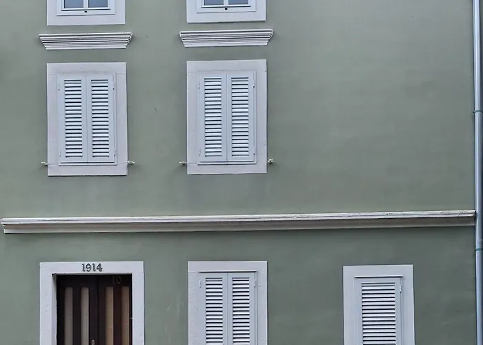 Fleger Obala 아파트 푸나트