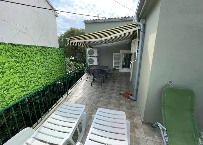 아파트 Fleger Obala 푸나트